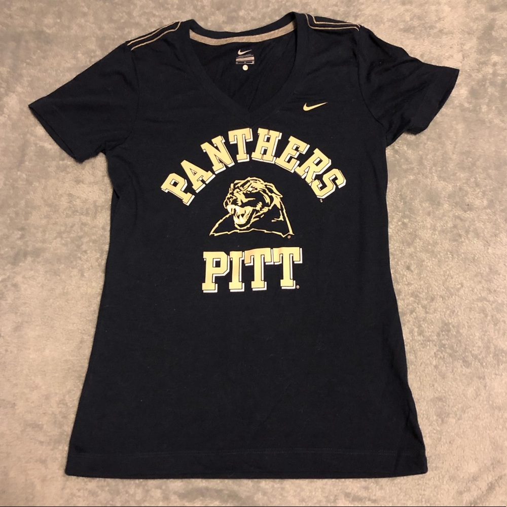 Pitt T-shirt